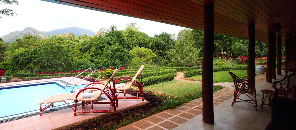 Grand & Gangula Hotel Dambulla Bagian luar foto