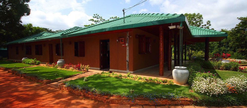 Grand & Gangula Hotel Dambulla Bagian luar foto