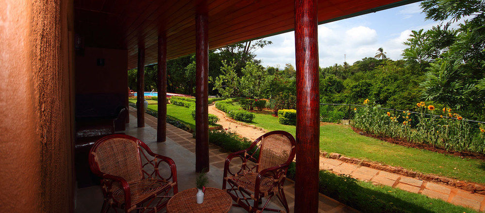 Grand & Gangula Hotel Dambulla Bagian luar foto
