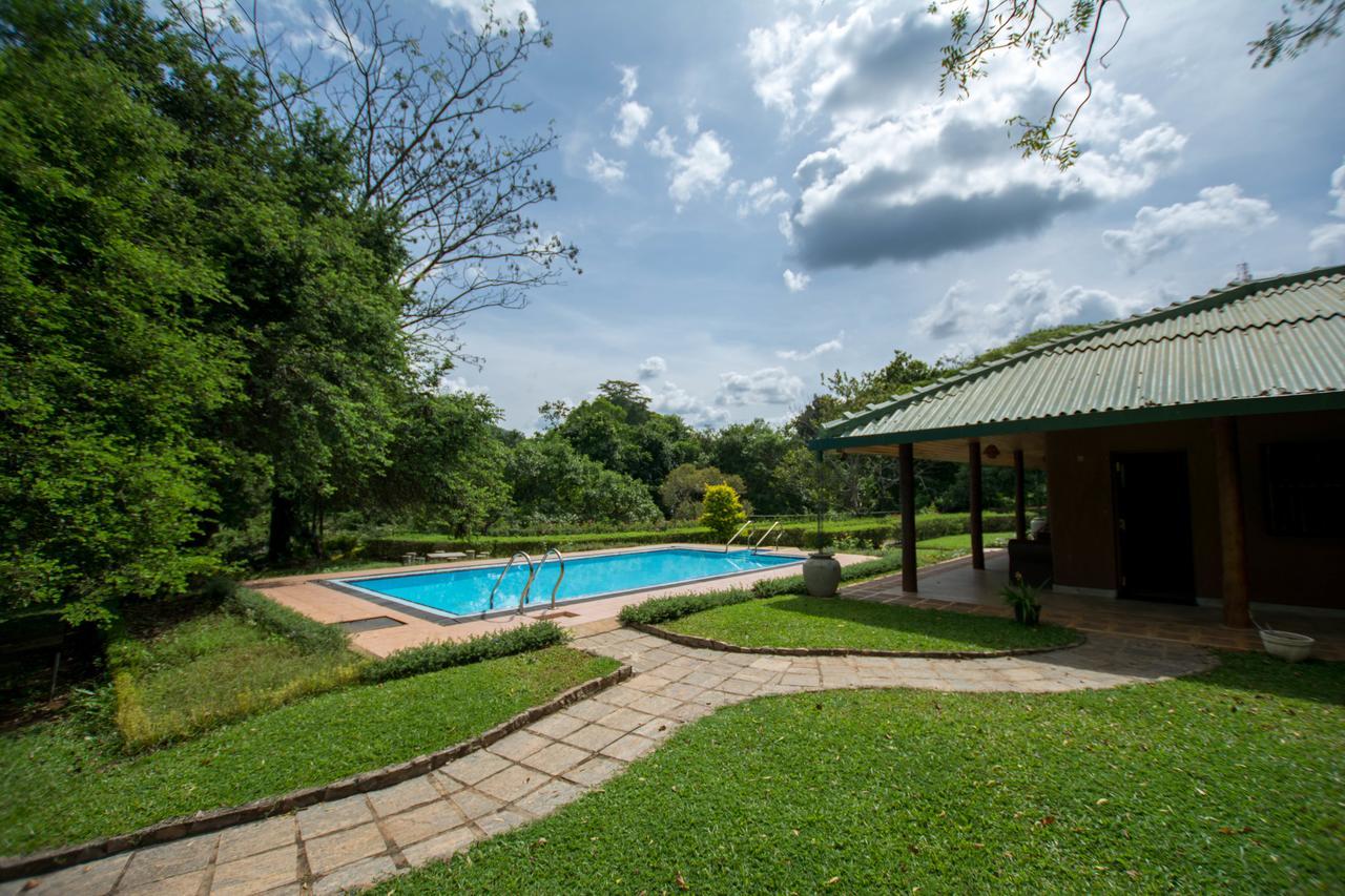 Grand & Gangula Hotel Dambulla Bagian luar foto